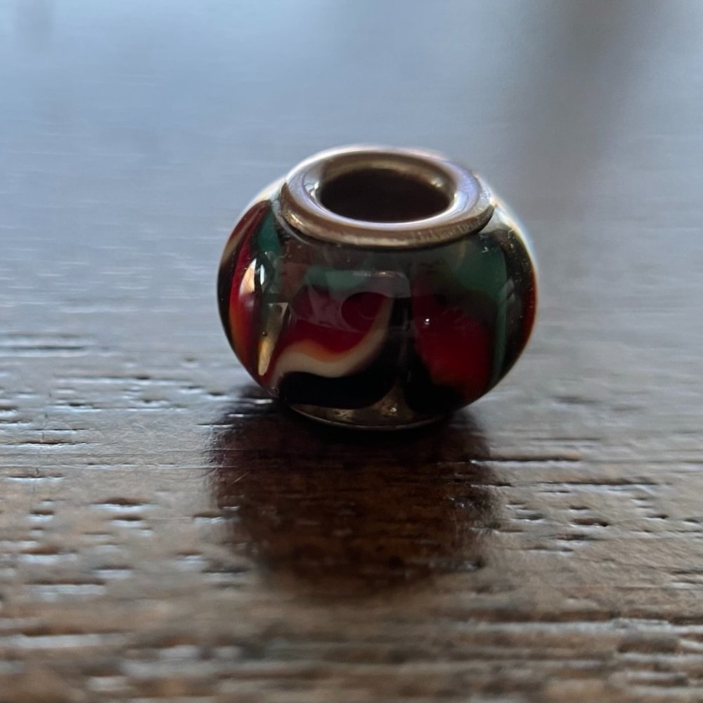 Glass Swirl Bead